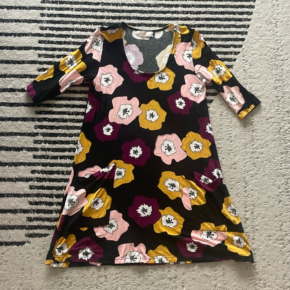 XS Poppy Fighting Eel Dress
